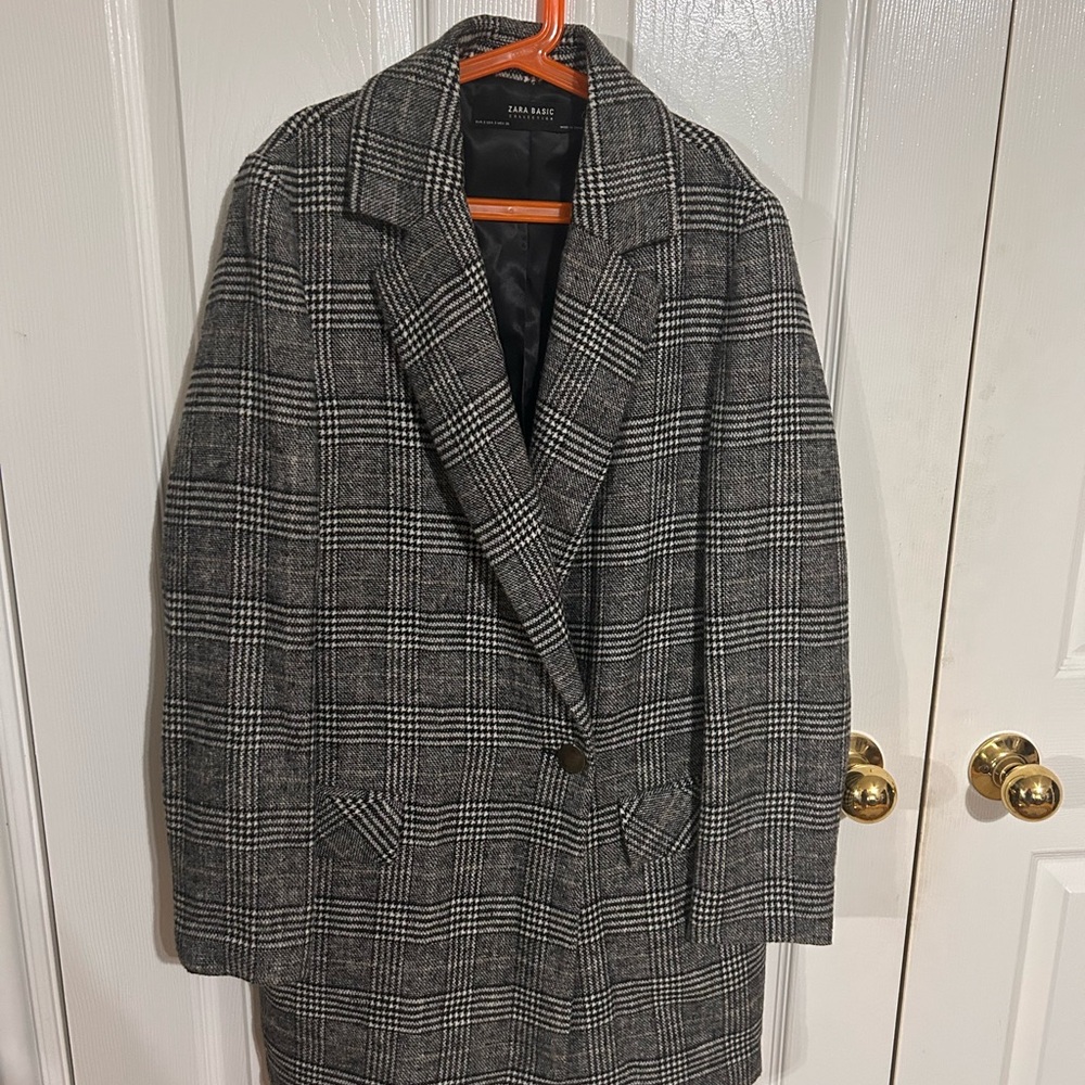 Zara Basic Gray Plaid Coat